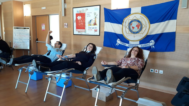 Με μεγάλη επιτυχία πραγματοποιήθηκε η εθελοντική αιμοδοσία που οργανώθηκε από την Τοπική Διοίκηση Κοζάνης - Φωτογραφία 4