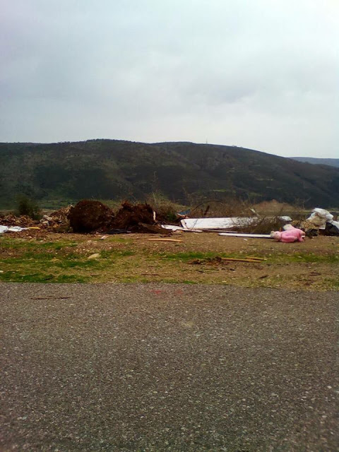 Σκουπίδια και μπάζα στη διαδρομή ΛΟΥΤΡΑΚΙ -ΚΑΤΟΥΝΑ (ΦΩΤΟ) - Φωτογραφία 6