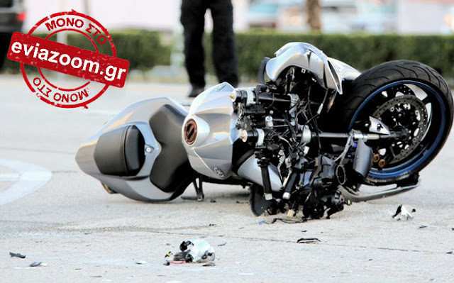 Τροχαίο στη Χαλκίδα: Μοτοσικλετιστής αστυνομικός εκτός υπηρεσίας συγκρούστηκε με ταξί στην οδό Αρεθούσης - Φωτογραφία 1