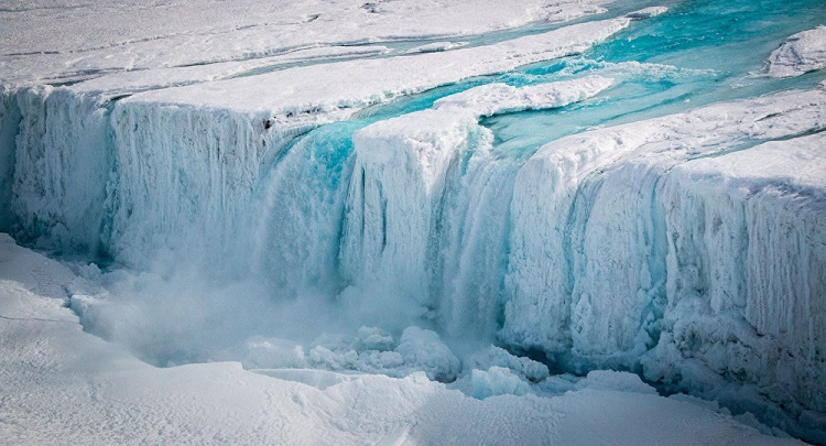 Παγετώνας μεγαλύτερος από την Ισπανία «απειλεί» να ανεβάσει τη στάθμη της θάλασσας κατά 3 μέτρα - Φωτογραφία 4