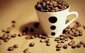Καφές το πρωί: Γιατί πρέπει να μην τον πίνετε με άδειο στομάχι