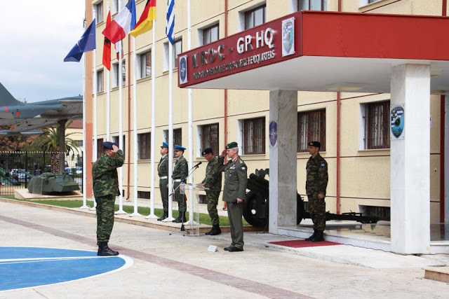 Τελετή έπαρσης Ελληνικής Σημαίας στο Νατοϊκό Στρατηγείο της Θεσσαλονίκης με αφορμή τον εορτασμό της επετείου του Πολέμου της Ανεξαρτησίας - Φωτογραφία 6