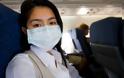 Γρίπη στο αεροπλάνο: Πώς μεταδίδεται – Πού να καθίσετε για να γλιτώσετε!