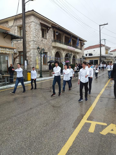 Με ψιλόβροχο η παρέλαση για την 25η Μαρτίου στην ΚΑΤΟΥΝΑ (ΦΩΤΟ) - Φωτογραφία 25