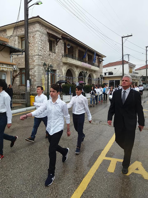 Με ψιλόβροχο η παρέλαση για την 25η Μαρτίου στην ΚΑΤΟΥΝΑ (ΦΩΤΟ) - Φωτογραφία 26