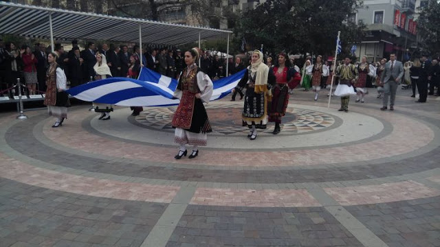 Η παρέλαση στο Αγρίνιο - Φωτογραφία 27