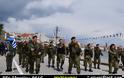 Υπερηφάνεια και συγκίνηση στην στρατιωτική παρέλαση 25ης Μαρτίου στην Μυτιλήνη με το «βλέμμα» στην Τουρκία (ΦΩΤΟ-ΒΙΝΤΕΟ) - Φωτογραφία 4