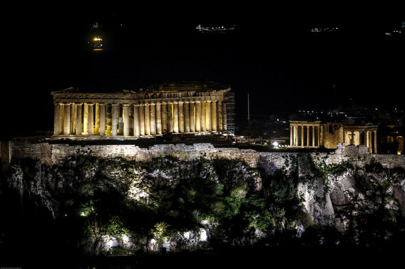 Φωτογραφίες: Η Ακρόπολη έσβησε τα φώτα της για την «Ώρα Γης» - Φωτογραφία 3