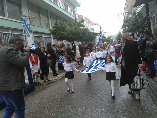 ΑΣΤΑΚΟΣ: Πολλές φωτογραφίες από κατάθεση στεφάνων και παρέλαση (Τζένη Παπαδημητρίου) - Φωτογραφία 14