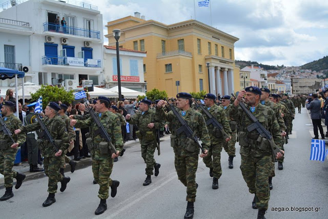 Φωτό από τη στρατιωτική παρέλαση της 79 ΑΔΤΕ - Φωτογραφία 10