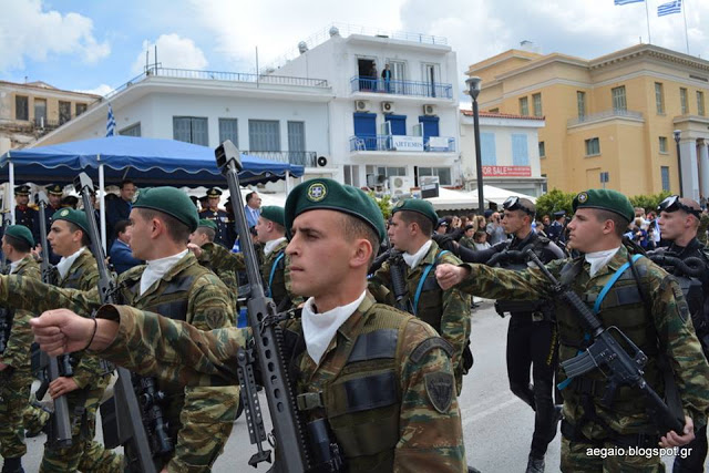 Φωτό από τη στρατιωτική παρέλαση της 79 ΑΔΤΕ - Φωτογραφία 17