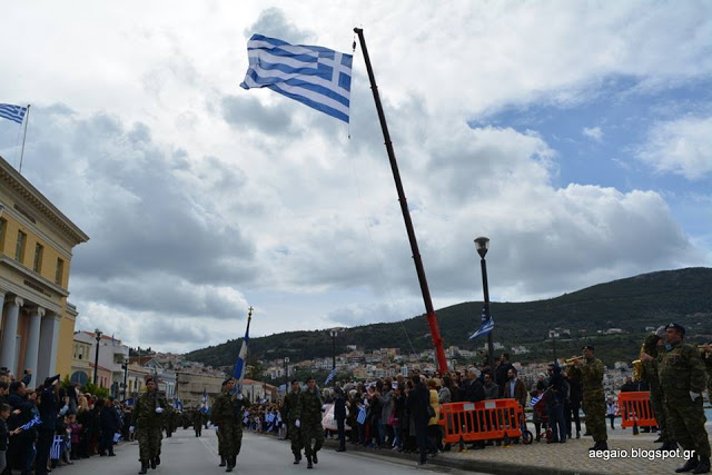 Φωτό από τη στρατιωτική παρέλαση της 79 ΑΔΤΕ - Φωτογραφία 31