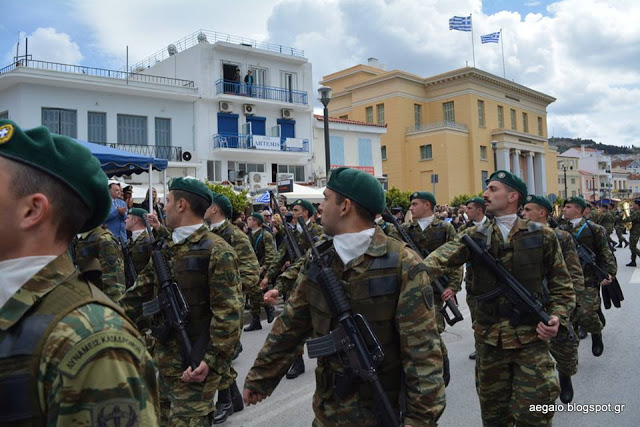 Φωτό από τη στρατιωτική παρέλαση της 79 ΑΔΤΕ - Φωτογραφία 33