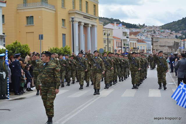 Φωτό από τη στρατιωτική παρέλαση της 79 ΑΔΤΕ - Φωτογραφία 35