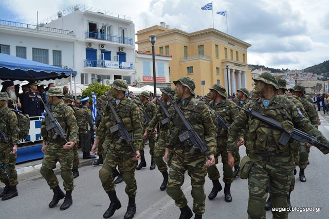 Φωτό από τη στρατιωτική παρέλαση της 79 ΑΔΤΕ - Φωτογραφία 4