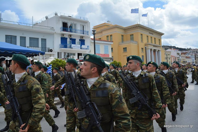 Φωτό από τη στρατιωτική παρέλαση της 79 ΑΔΤΕ - Φωτογραφία 43