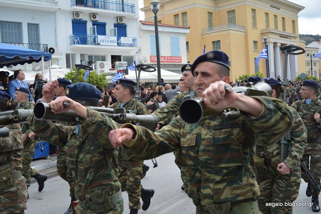 Φωτό από τη στρατιωτική παρέλαση της 79 ΑΔΤΕ - Φωτογραφία 50