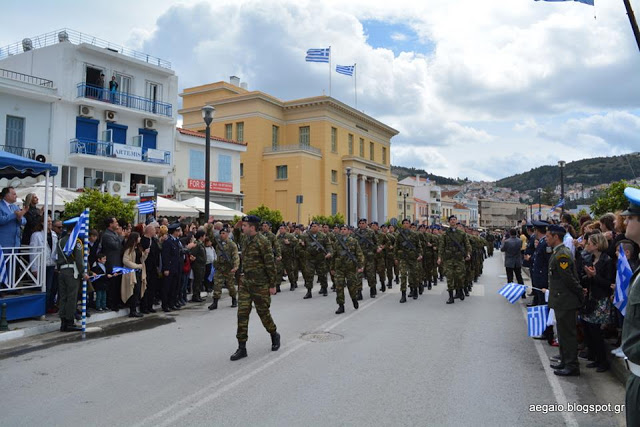 Φωτό από τη στρατιωτική παρέλαση της 79 ΑΔΤΕ - Φωτογραφία 51