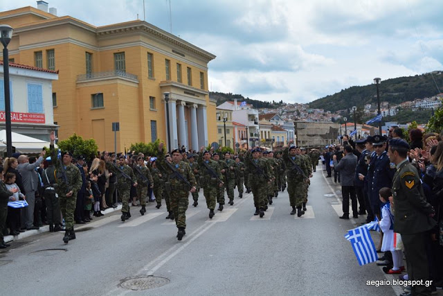 Φωτό από τη στρατιωτική παρέλαση της 79 ΑΔΤΕ - Φωτογραφία 6