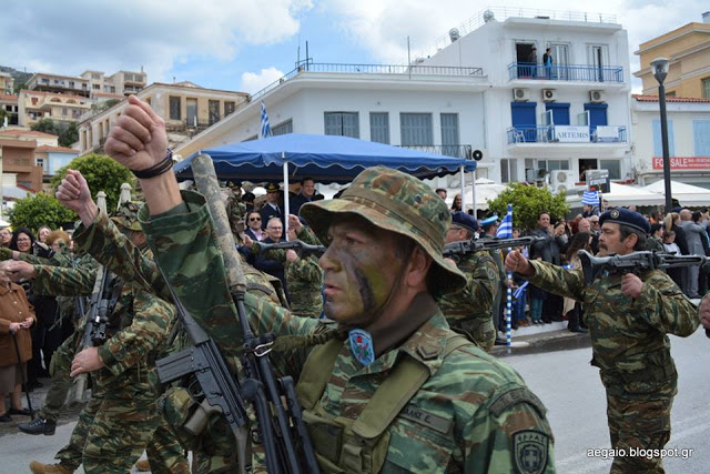 Φωτό από τη στρατιωτική παρέλαση της 79 ΑΔΤΕ - Φωτογραφία 9