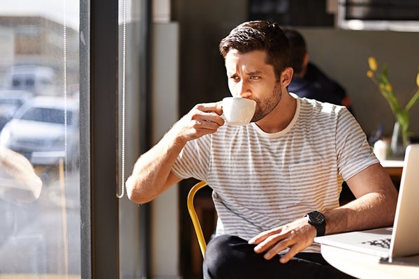 Πώς παραγγέλνει τον καφέ του ένας ψυχοπαθής! - Φωτογραφία 2