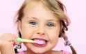 Πώς να κάνετε το πλύσιμο των δοντιών συνήθεια για το παιδί