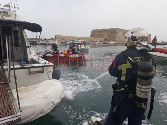 Άσκηση της πυροσβεστικής για πυρκαγιά σε σκάφος στο Ηράκλειο (φωτο & βίντεο) - Φωτογραφία 5