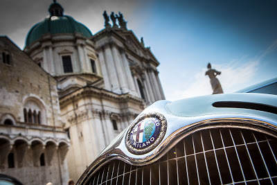 Στo 2018 Mille Miglia, η μάρκα της Alfa Romeo γιορτάζει την 90η επέτειο της πρώτης νίκης της σε αυτό τον σπουδαίο αγώνα - Φωτογραφία 1