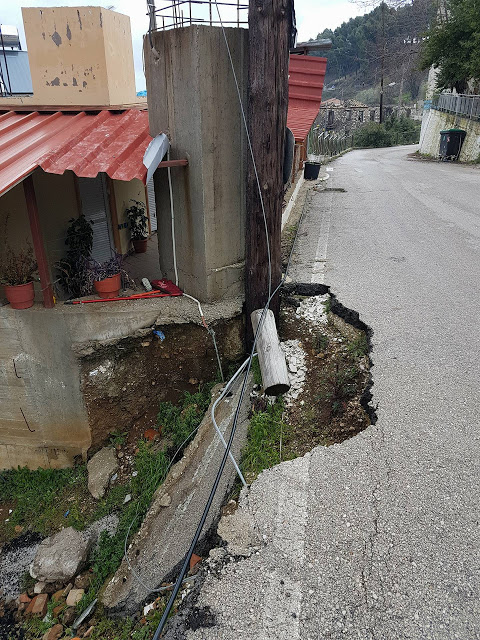 ΔΗΜΗΤΡΗΣ ΚΑΡΑΓΙΑΝΝΗΣ: Σε πλήρη εγκατάλειψη το ιστορικό ΘΥΡΡΕΙΟ (ΦΩΤΟ) - Φωτογραφία 27