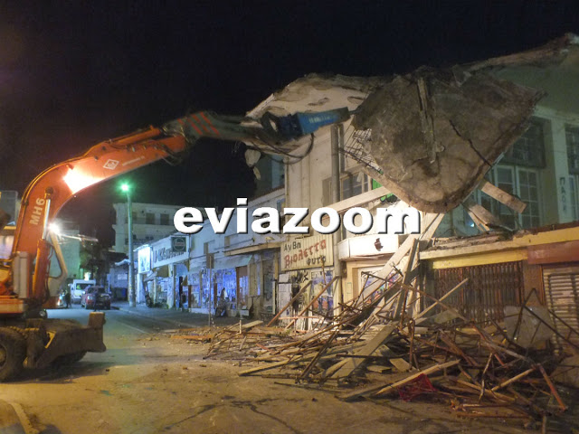 Ολονύχτιο θρίλερ στην οδό Κριεζώτου: Οροφή κτιρίου κατέρρευσε σαν «χάρτινος πύργος» στην ερειπωμένη Δημοτική Αγορά Χαλκίδας - Από τύχη δεν υπήρξαν θύματα! (ΦΩΤΟ & ΒΙΝΤΕΟ) - Φωτογραφία 8