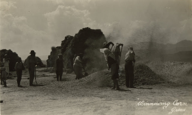 Σπάνιες φωτογραφίες της ΠΑΛΑΙΡΟΥ το 1931,  τραβηγμένες από το Αγγλικό πολεμικό πλοίο «HMS London» - Φωτογραφία 7