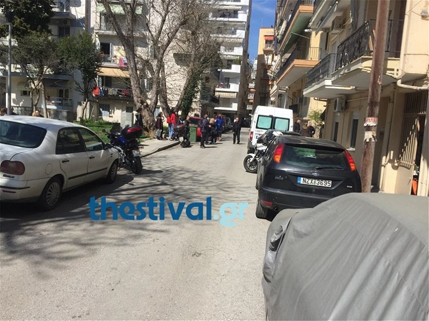 Θεσσαλονίκη: Νεκρή 47χρονη που έπεσε από μπαλκόνι πολυκατοικίας - Φωτογραφία 4