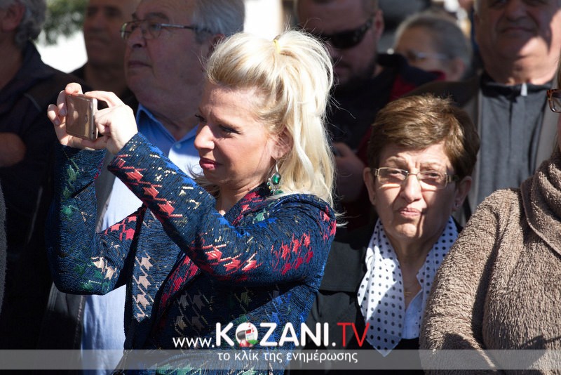 Φωτογραφίες από την ορκωμοσία των νεοσύλλεκτων στο 586 Μηχανοποιημένο Τάγμα Πεζικού στα Γρεβενά - Φωτογραφία 23