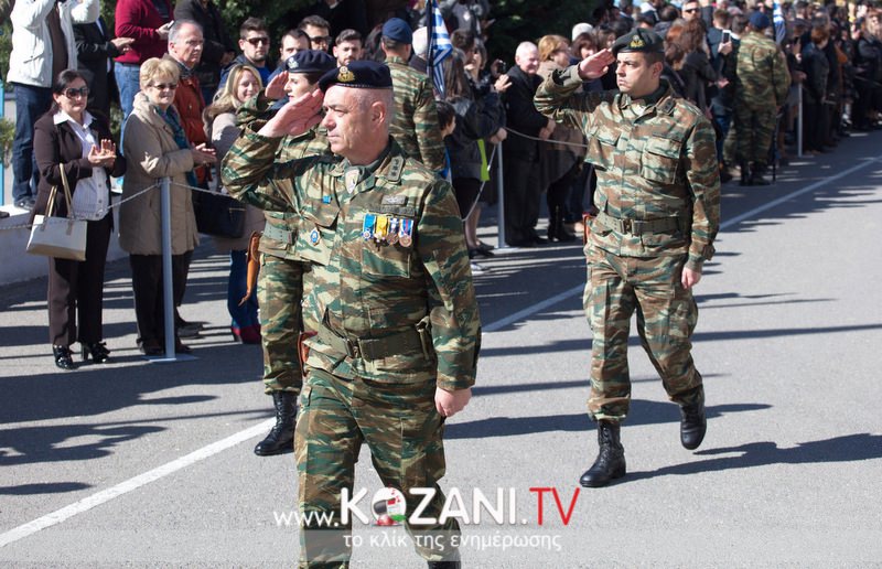 Φωτογραφίες από την ορκωμοσία των νεοσύλλεκτων στο 586 Μηχανοποιημένο Τάγμα Πεζικού στα Γρεβενά - Φωτογραφία 25