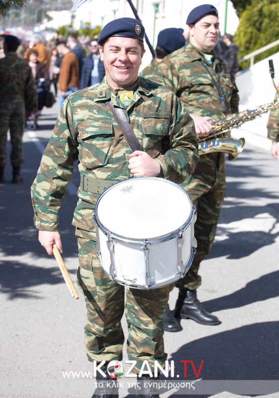 Φωτογραφίες από την ορκωμοσία των νεοσύλλεκτων στο 586 Μηχανοποιημένο Τάγμα Πεζικού στα Γρεβενά - Φωτογραφία 39