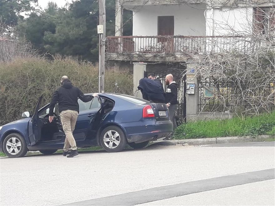 «Έφαγε» 81.000 ευρώ από τα ΑμεΑ ξαδέρφια του - Η αιχμαλωσία και οι βιαιότητες - Φωτογραφία 2