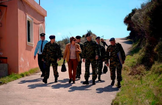 Επίσκεψη Αρχηγού ΓΕΣ στην Περιοχή Ευθύνης της 8ης Μηχανοποιημένης Ταξιαρχίας (8η Μ/Π ΤΑΞ - VIII MΠ «ΗΠΕΙΡΟΣ») - Φωτογραφία 10