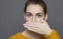 Κακοσμία στόματος: Αίτια και 5 μυστικά για να μην μυρίζει το στόμα σας [video]