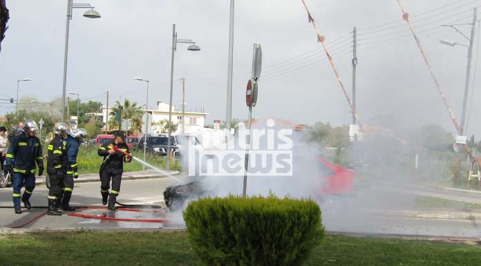 Στις φλόγες αυτοκίνητο στον Πύργο - Από θαύμα σώθηκε ο οδηγός (βίντεο) - Φωτογραφία 4