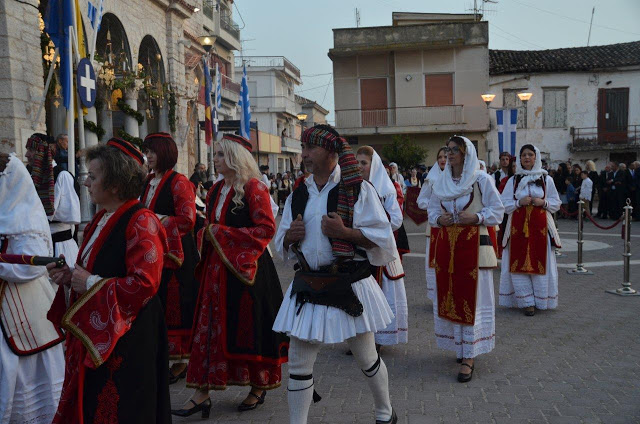 Το Χορευτικό ΚΑΤΟΥΝΑΣ συμμετείχε στις επετειακές εκδηλώσεις στο ΜΕΣΟΛΟΓΓΙ (ΦΩΤΟ) - Φωτογραφία 10