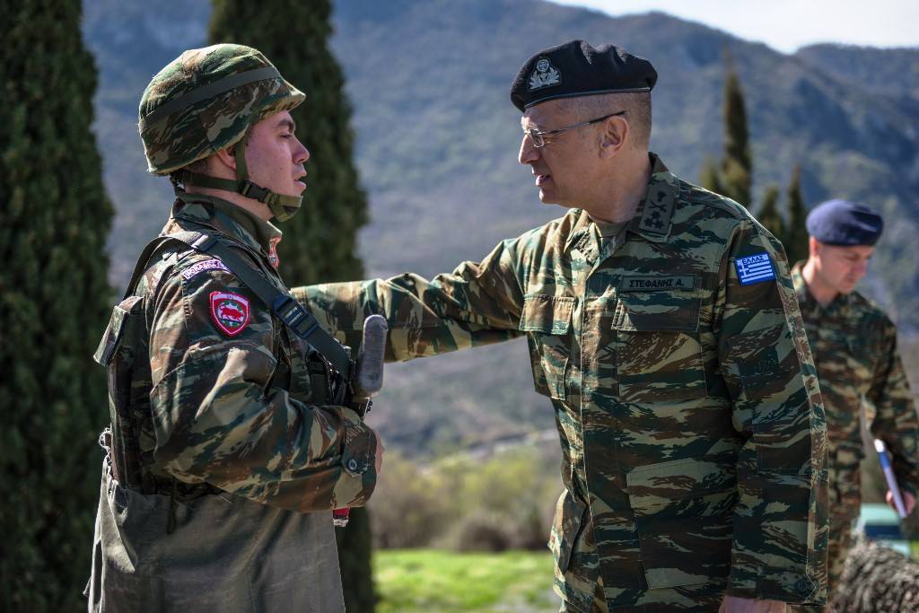 O Α/ΓΕΣ στη ΠΕ/Γ΄ΣΣ «ΜΕΓΑΣ ΑΛΕΞΑΝΔΡΟΣ» και σε ΕΦ των 8η -9η Μ/Π ΤΑΞ (20 ΦΩΤΟ) - Φωτογραφία 21