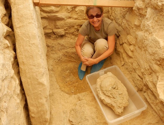 Τα μυστικά που έφερε στην επιφάνεια ελληνικός τάφος 3.500 ετών - Η τελευταία κατοικία ενός αρχαίου στρατιώτη που προβλημάτισε τους αρχαιολόγους [photos+video] - Φωτογραφία 9