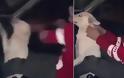 ΑΠΟΒΡΑΣΜΑ σου αξίζει το χειρότερο: Άντρας χτυπάει ανελέητα ανυπεράσπιστο σκυλάκι στο κεφάλι [video]
