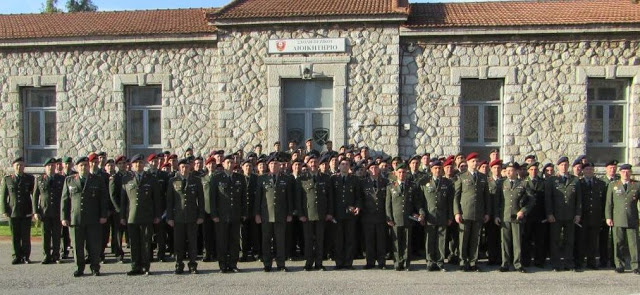 Τελετές Αποφοίτησης Αξιωματικών και Ανθυπασπιστών στη Σχολή Πεζικού (ΣΠΖ) και τη Σχολή Τεθωρακισμένων (ΣΤΘ) - Φωτογραφία 5