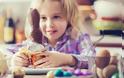 «Γονείς, μην δίνετε σοκολατένια αυγά σε παιδιά κάτω των 4 ετών!», προειδοποιεί ψυχολόγος