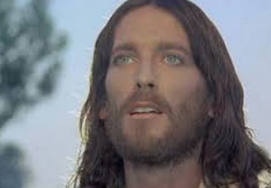«Ο Ιησούς από τη Ναζαρέτ»: Το τρικ του σκηνοθέτη με το βλέμμα του Πάουελ που δεν παρατήρησε κανείς [photos] - Φωτογραφία 2