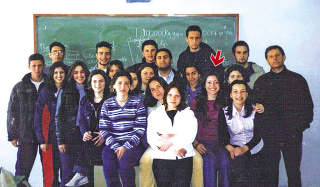Δεν το πιστεύουν τα ματάκια μας: H Όλγα Φαρμάκη σε φωτογραφία πριν 17 χρόνια στο Λύκειο που πήγε σχολείο - Φωτογραφία 2