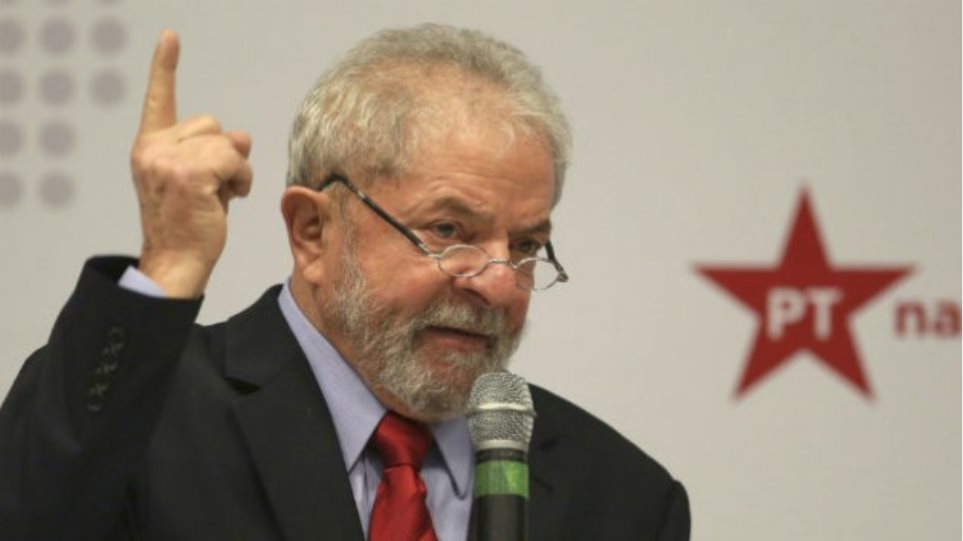 Βραζιλία: Σε διαπραγματεύσεις ο πρώην πρόεδρος Λούλα για να παραδοθεί στις αρχές - Φωτογραφία 1