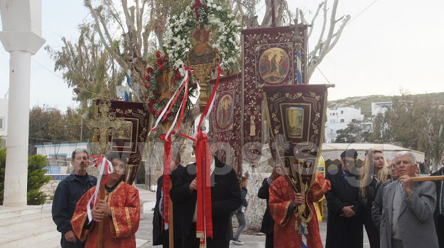 Νάουσα Πάρου: Οι μπουρλοτιέρηδες «χτύπησαν» ξανά πασχαλιάτικα! [Βίντεο] - Φωτογραφία 4