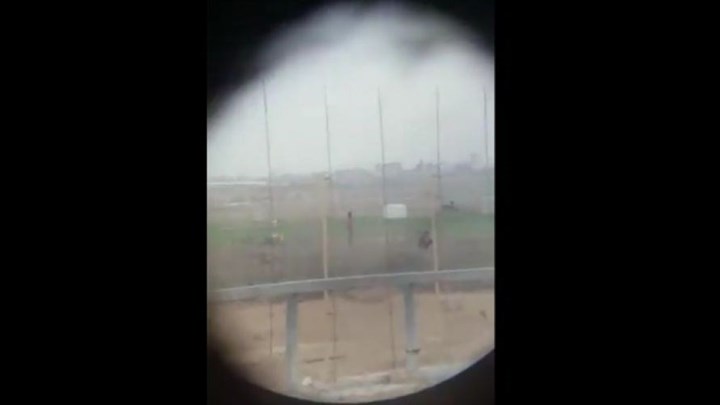 Σάλος για το βίντεο που τράβηξε ελεύθερος σκοπευτής ενώ πυροβολούσε άοπλο Παλαιστίνιο - Φωτογραφία 1
